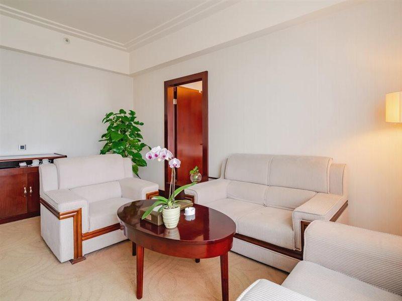 Ramada Chengdu North Otel Dış mekan fotoğraf