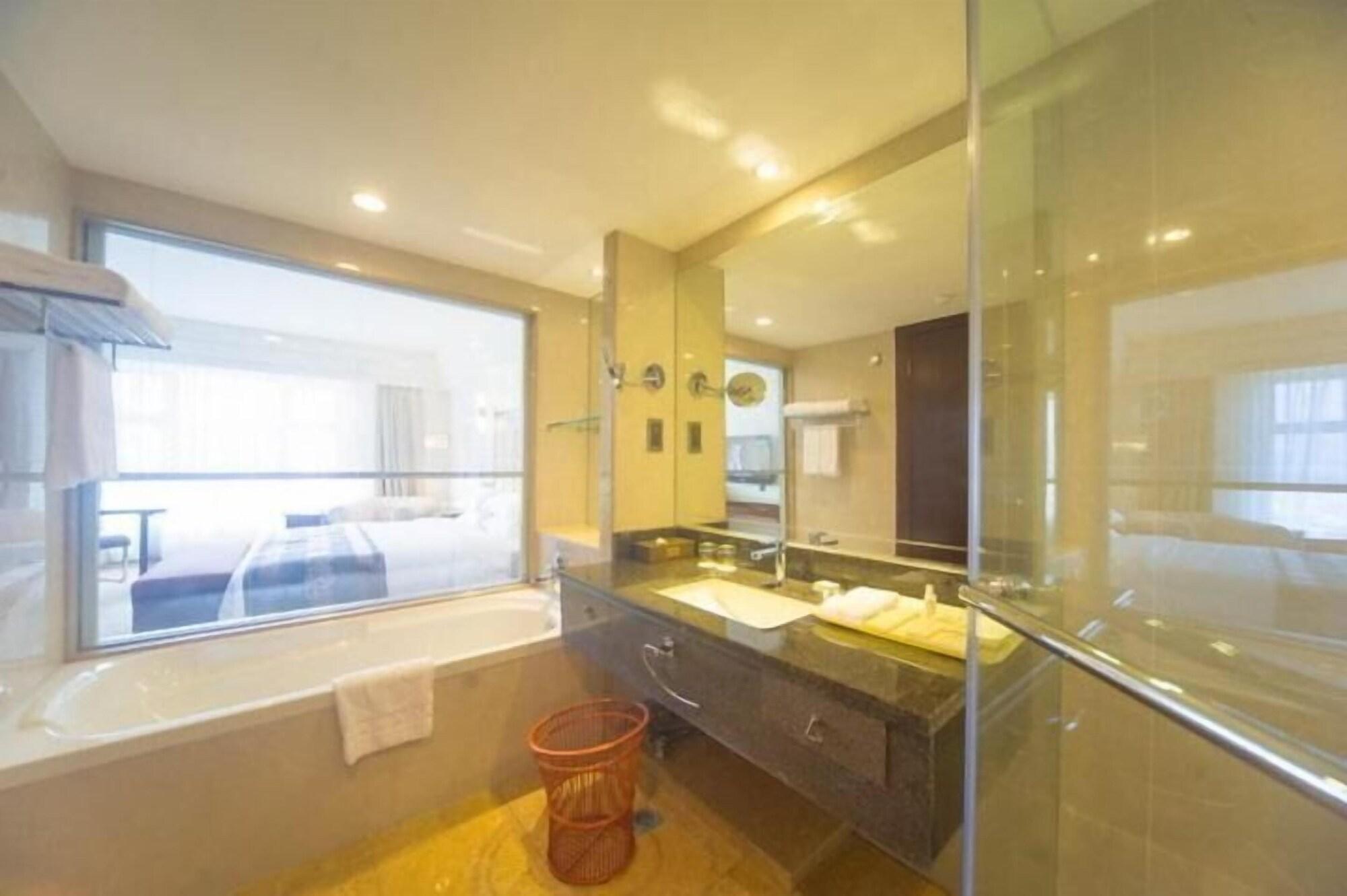 Ramada Chengdu North Otel Dış mekan fotoğraf