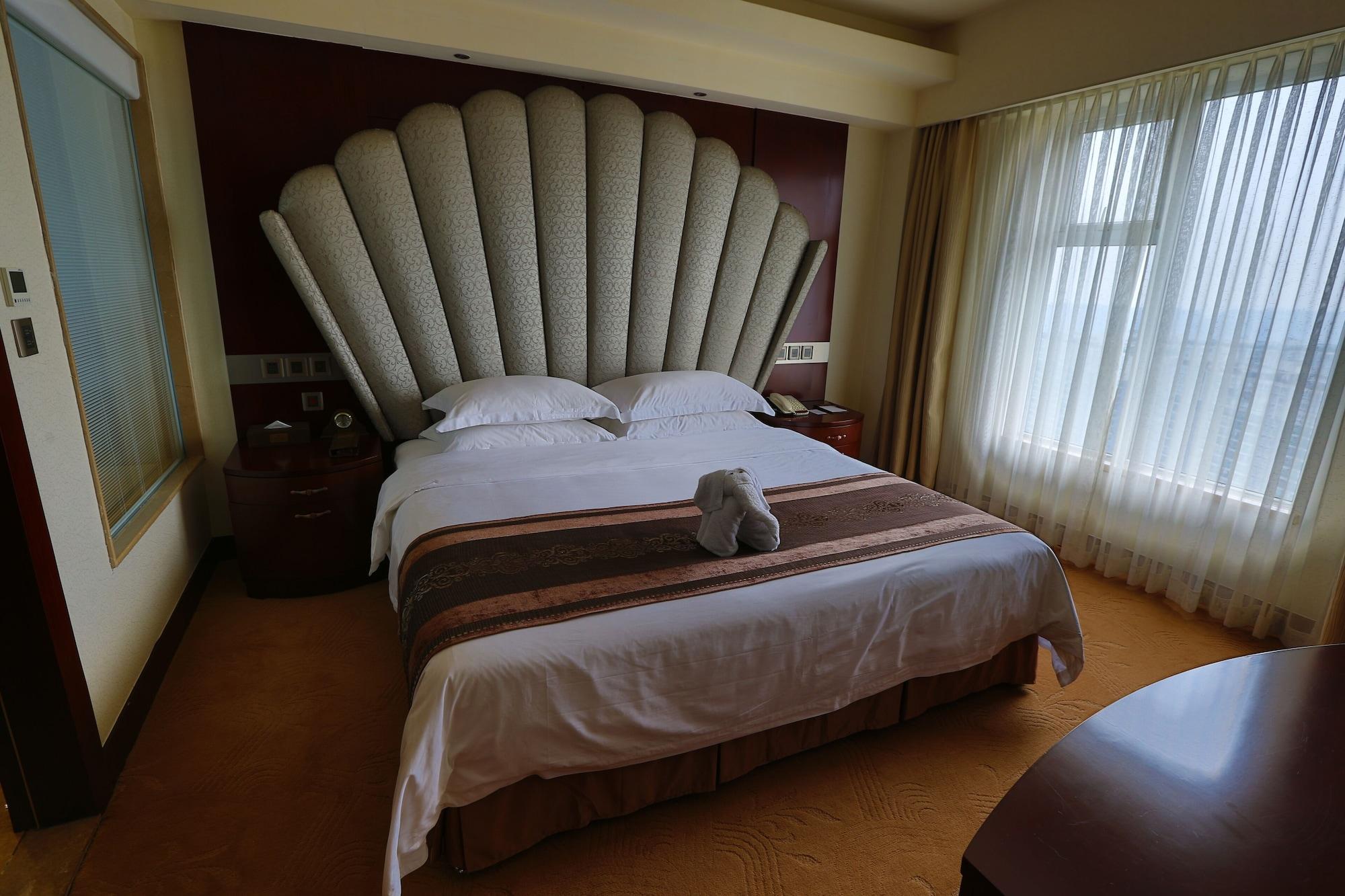 Ramada Chengdu North Otel Dış mekan fotoğraf