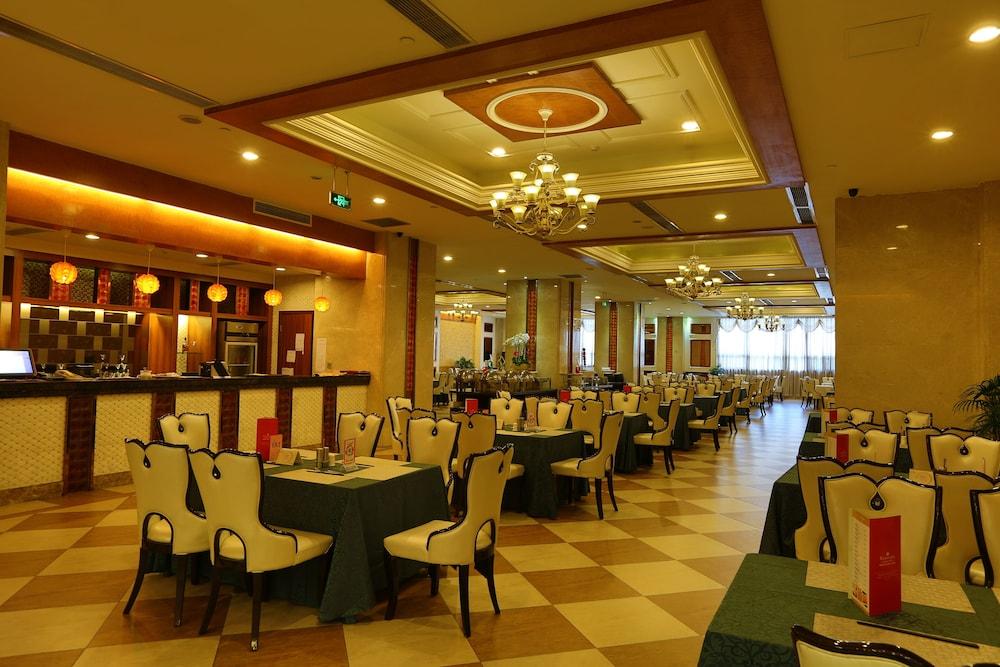 Ramada Chengdu North Otel Dış mekan fotoğraf